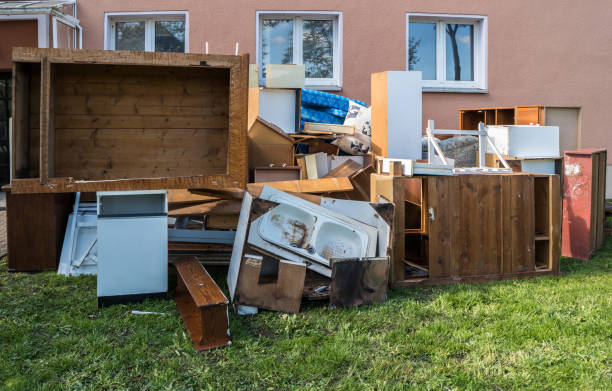 Best Professional Junk Removal  in Charleston, IL